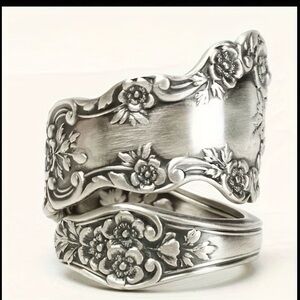 Vintaged Engraved Spoon Ring